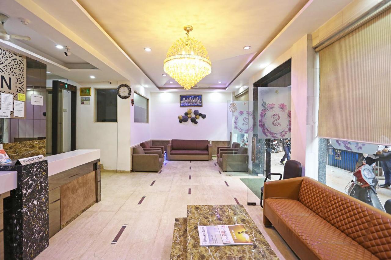 Hotel Sterling Inn, New Delhi Exterior photo