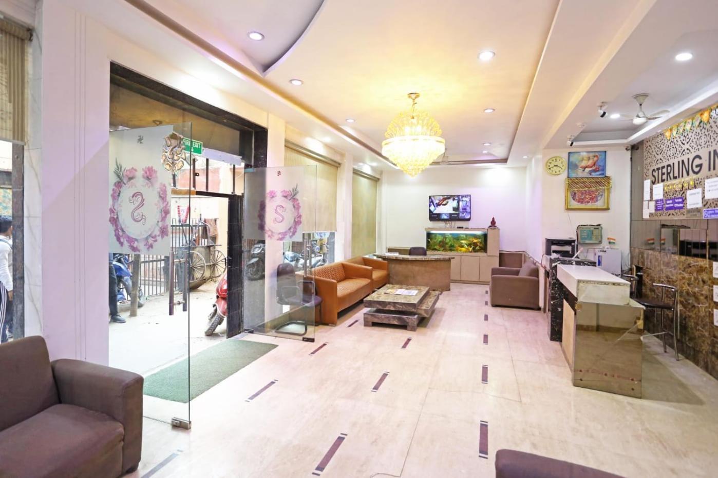 Hotel Sterling Inn, New Delhi Exterior photo