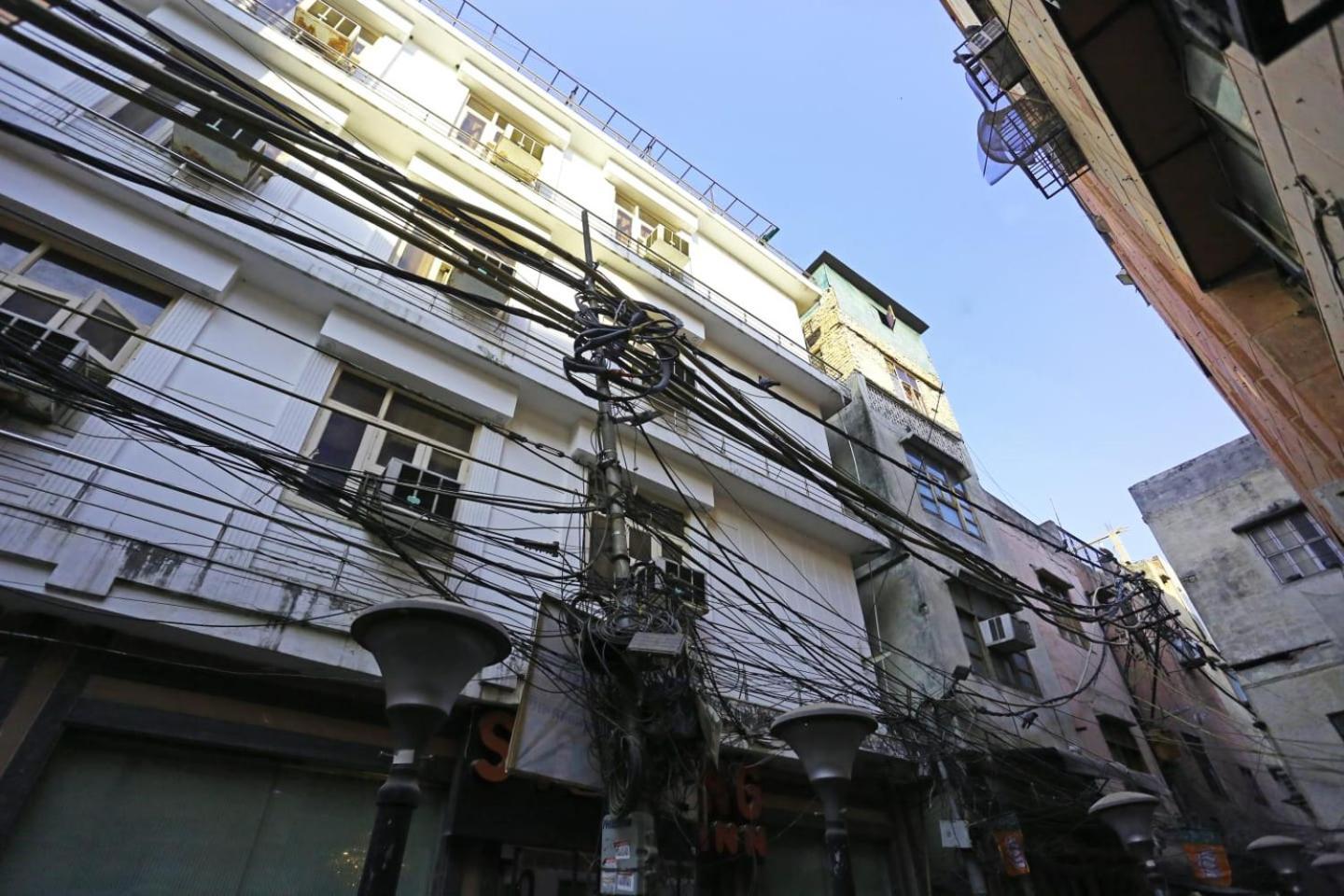Hotel Sterling Inn, New Delhi Exterior photo