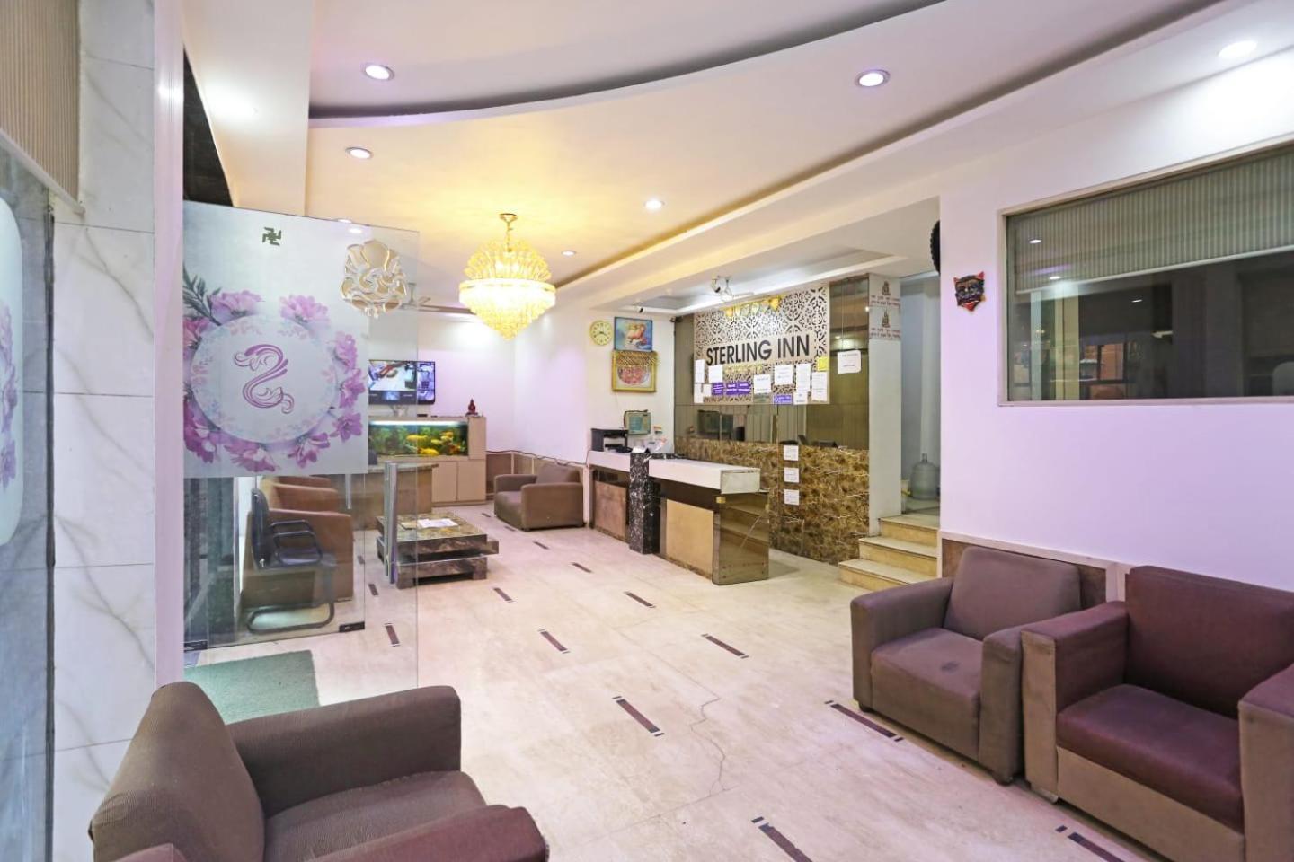 Hotel Sterling Inn, New Delhi Exterior photo